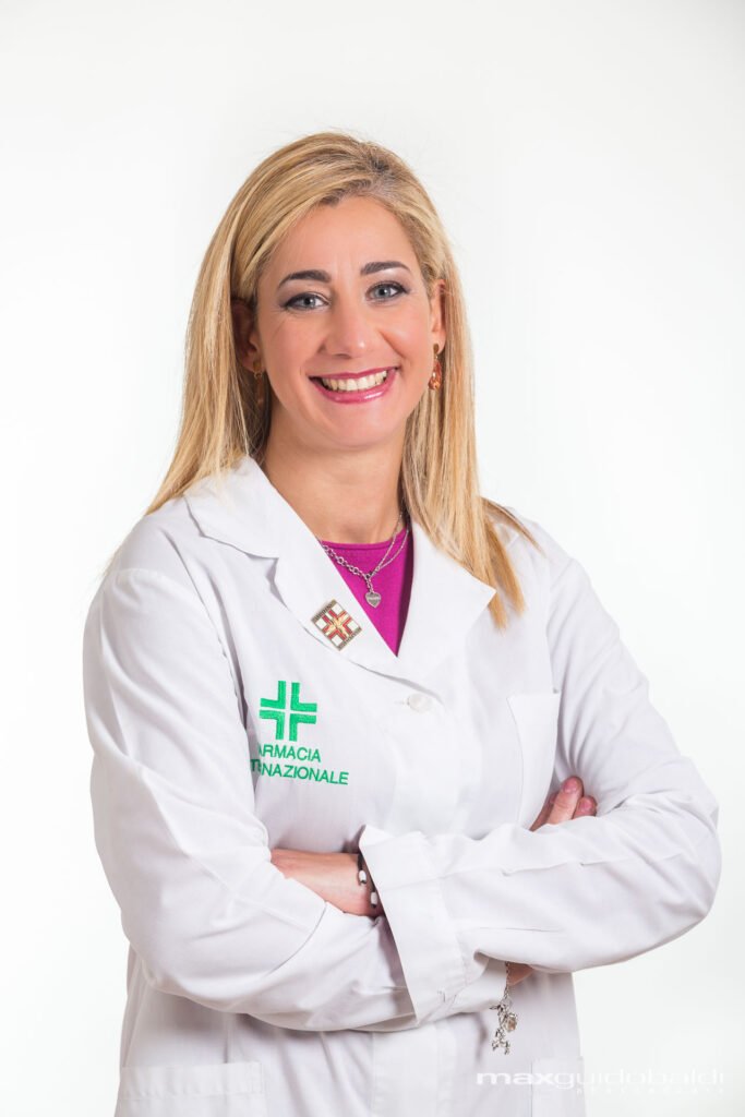 Ritratto professionale di una donna manager ad Ancona realizzato da Max Guidobaldi