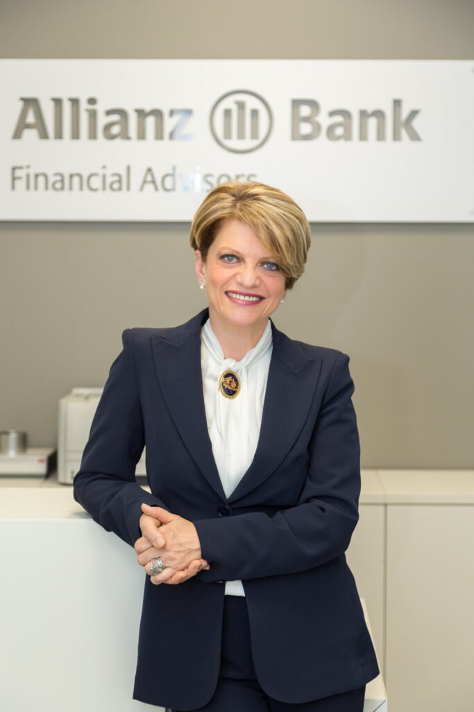 Ritratto professionale di una donna manager ad Ancona realizzato da Max Guidobaldi